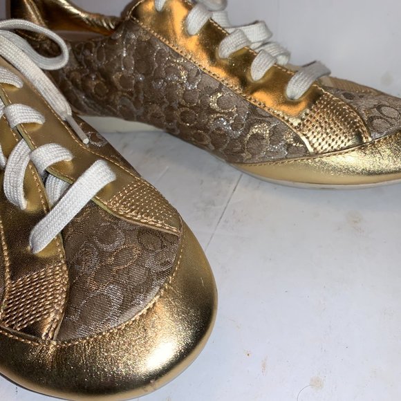 Coach Shoes Coach Reese Q4 Lace Up Gold Logo Sneaker